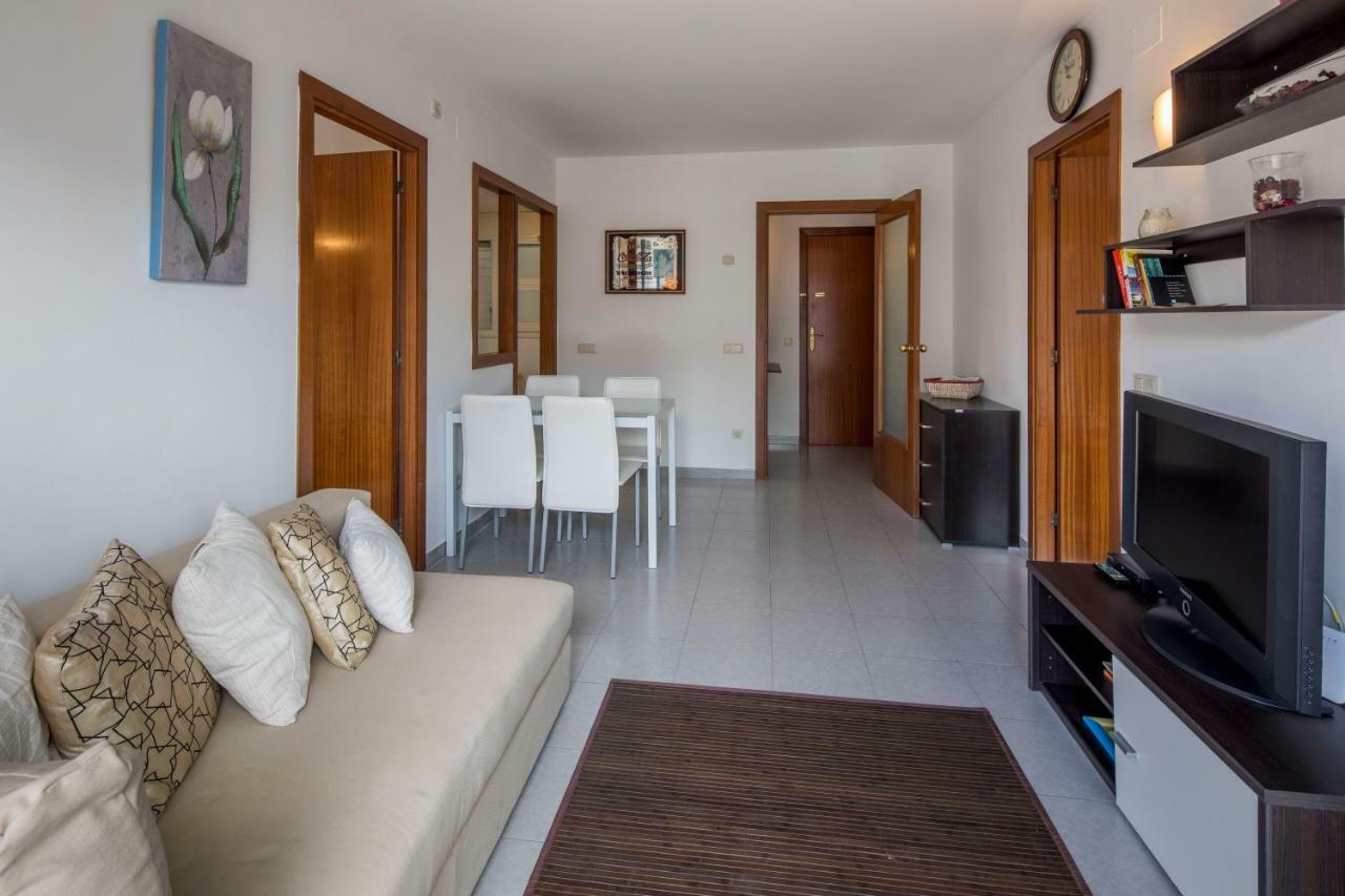 Apartamento Castell De Perelada Daire Girona Dış mekan fotoğraf